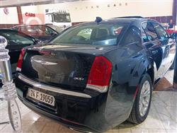 کرایسلەر 300